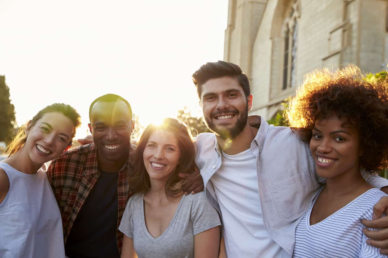 group-smiling-friends
